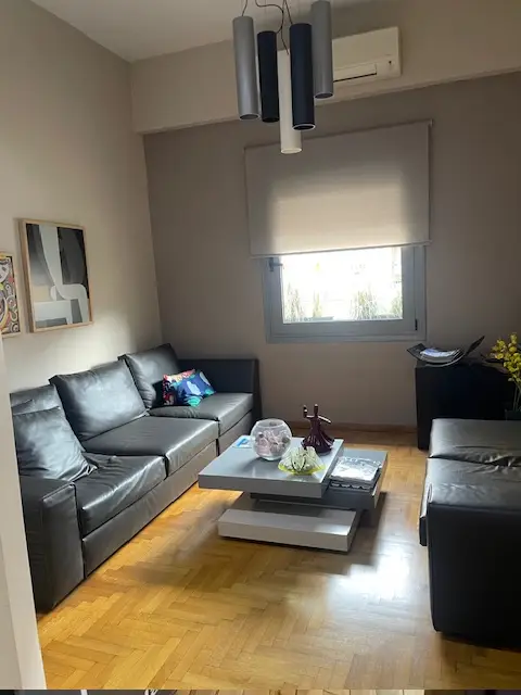 Χώρος εξέτασης δερματολογικού ιατρείου